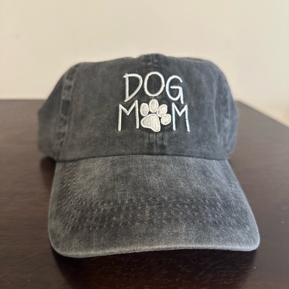 NWT! Dog Mom Baseball Hat